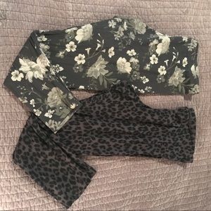 Old Navy Lot 2 Print Leggings